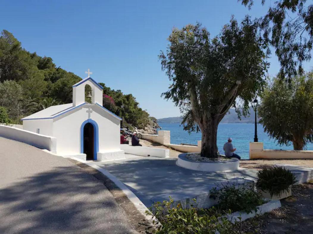 Willa Rigos House At Askeli Beach, Poros Island Poros Town Zewnętrze zdjęcie